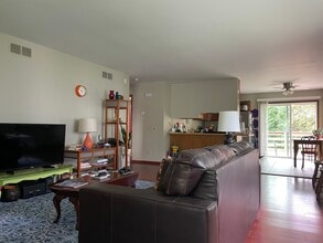 6702 Jacobs Way in Madison, WI - Foto de edificio - Building Photo