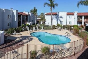North Hill Park Apartments in Tucson, AZ - Building Photo