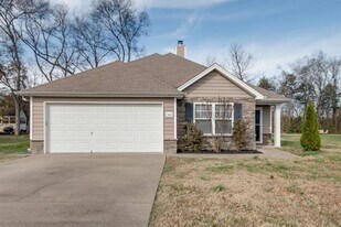 5448 Middlebury Dr in Murfreesboro, TN - Building Photo