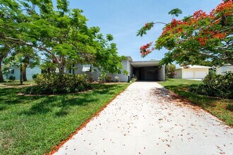 306 Fernandina St in Fort Pierce, FL - Building Photo - Building Photo