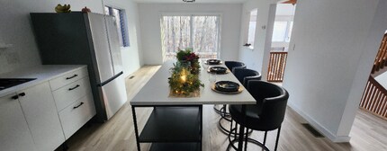 41 Breeds Hill Pl in Wilton, CT - Foto de edificio - Building Photo