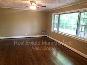 17025 Wildwood Rd in Griffin, GA - Building Photo - Building Photo