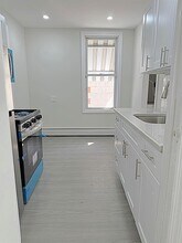 21-72-72 48th St in Queens, NY - Building Photo - Building Photo