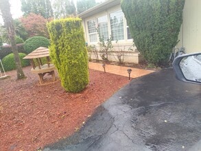 1301 Marshall Drive Southeast, Unit Ziggy in Salem, OR - Building Photo - Building Photo