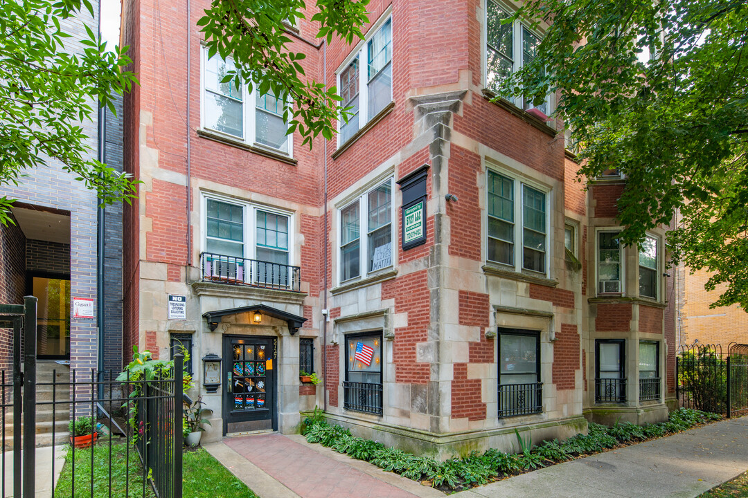 Winthrop Manor in Chicago, IL - Foto de edificio