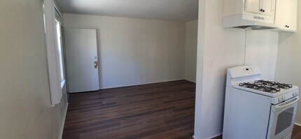847 E 78th St in Los Angeles, CA - Building Photo - Building Photo