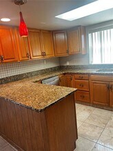 9820 Glen Moor Ln in Port Richey, FL - Foto de edificio - Building Photo