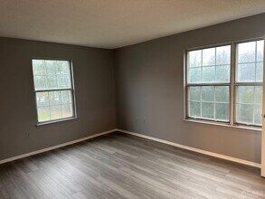 464 Northam Dr in North Brunswick, NJ - Building Photo - Building Photo