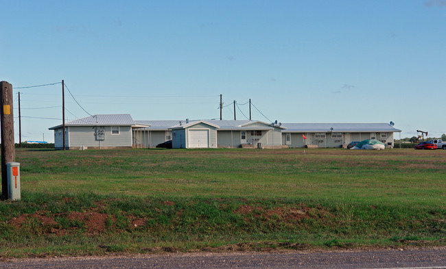 5909 E Fm-40 in Lubbock, TX - Building Photo - Building Photo