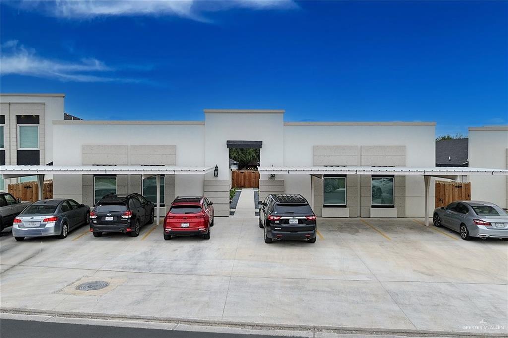 3802 N Robin Ave-Unit -2 in Pharr, TX - Building Photo