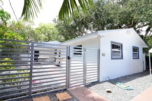 3050 Virginia St in Miami, FL - Building Photo