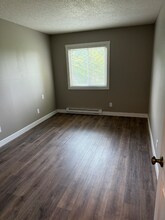 114 W 14th St in Blue Earth, MN - Building Photo - Building Photo