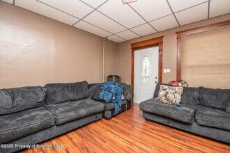 945 William St in Avoca, PA - Building Photo - Building Photo