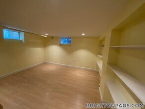 22-24 Eastburn St. in Boston, MA - Foto de edificio - Building Photo