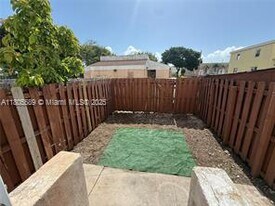 8463 NW 4th Ct in Miami, FL - Building Photo