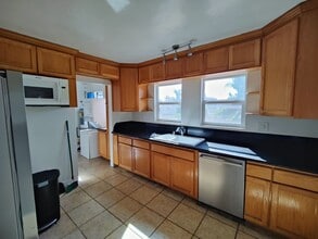 1322 N Formosa Ave in Los Angeles, CA - Building Photo - Building Photo