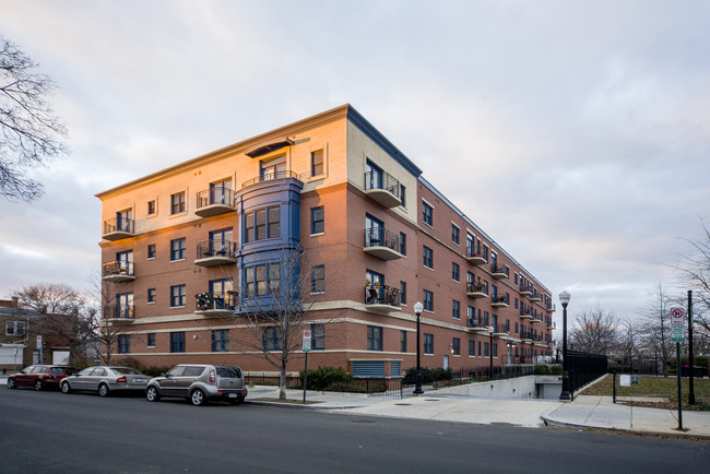 Lincoln Park Terrace in Washington, DC - Building Photo - Building Photo