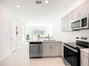 16642 San Nicola Pl in Bradenton, FL - Building Photo - Building Photo