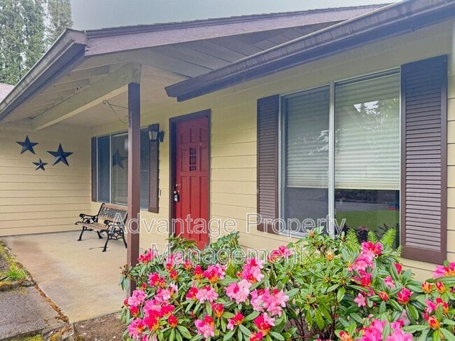 2350 NW Green Cir in Corvallis, OR - Building Photo - Building Photo