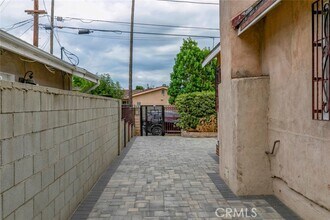 8157 Varna Ave in Los Angeles, CA - Building Photo - Building Photo