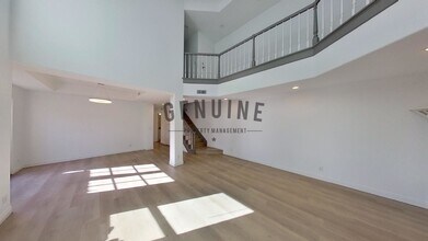 3227 Broad St in Newport Beach, CA - Building Photo - Building Photo