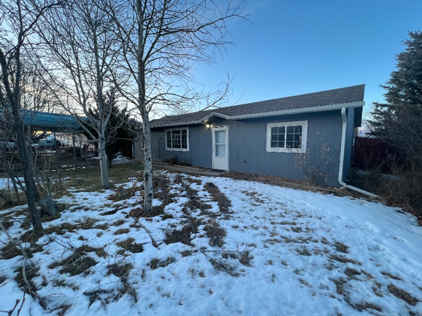 1114 Ashford Dr in Cheyenne, WY - Building Photo