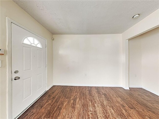 177 Lawton St SW in Atlanta, GA - Building Photo - Building Photo