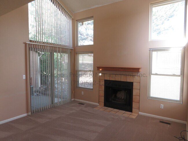 4090 Autumn Heights Dr in Colorado Springs, CO - Building Photo - Building Photo