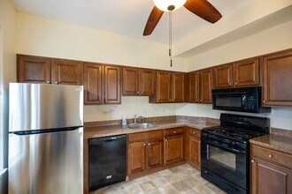 30 Hawthorne St in Boston, MA - Building Photo - Building Photo