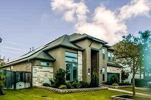 10719 Klaria Cres Ct in Richmond, TX - Building Photo