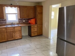 122 E 6th St in Grand Island, NE - Foto de edificio - Building Photo