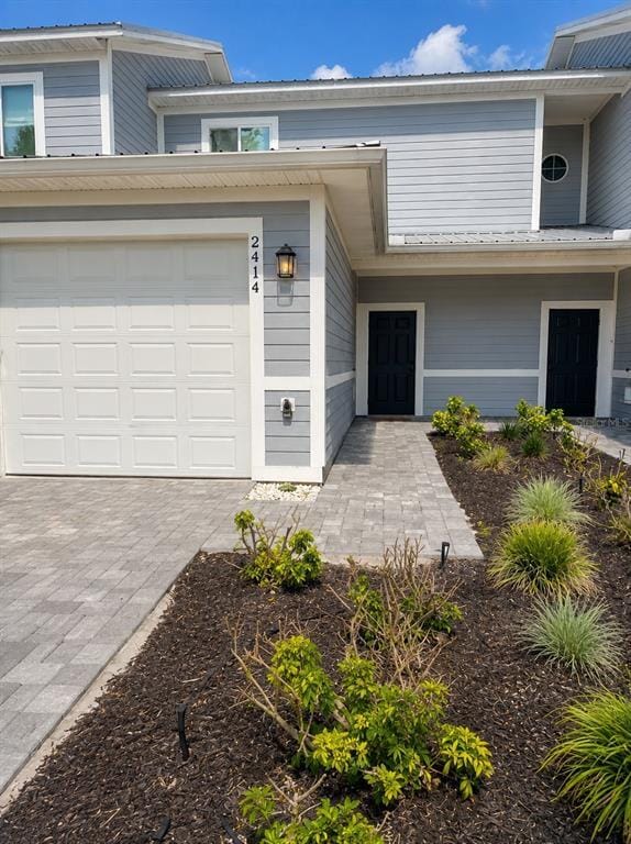 property at 2414 Willow Wy