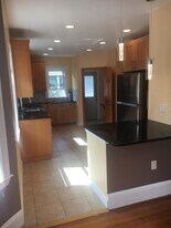 25 Cutter St, Unit 2 in Belmont, MA - Building Photo