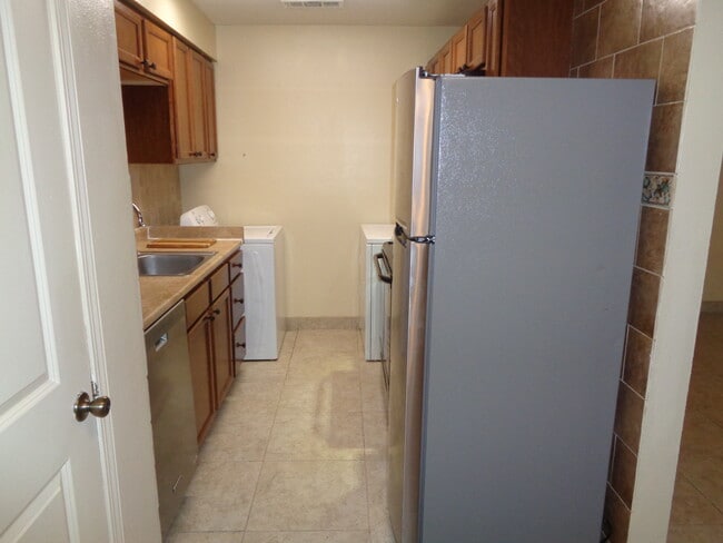 755 Jennifer Jean Dr in Baton Rouge, LA - Foto de edificio - Building Photo