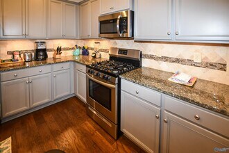 93 Cypress Grove Ln SW in Huntsville, AL - Building Photo - Building Photo