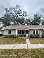 27 Seminole Dr in Rockledge, FL - Building Photo