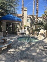 3145 E Flamingo Rd in Las Vegas, NV - Building Photo - Building Photo