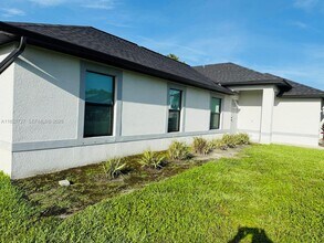 500 NW 5th St in Cape Coral, FL - Building Photo - Building Photo