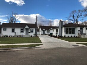 1381 Gordon Ave in Reno, NV - Foto de edificio - Building Photo