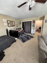 1123 Thomas St in Denton, TX - Building Photo - Building Photo