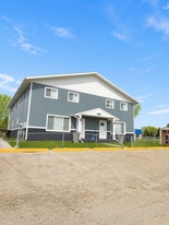 10021-10105 105 Ave in Grande Prairie, AB - Building Photo