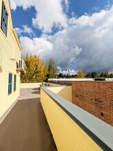 Elmwood Village in Berkeley, CA - Building Photo - Building Photo