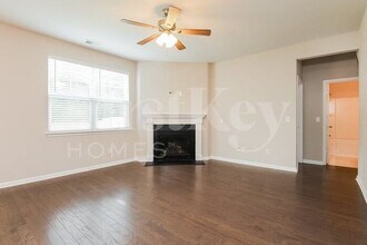 817 Neosho Ct in Moncks Corner, SC - Building Photo - Building Photo