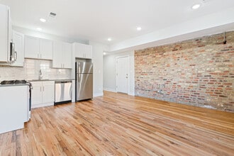 1157 E 54th St in Chicago, IL - Building Photo - Building Photo