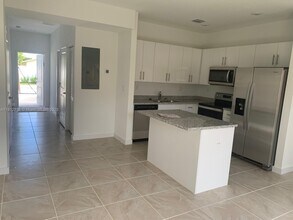 25308 SW 135th Ave in Homestead, FL - Building Photo - Building Photo