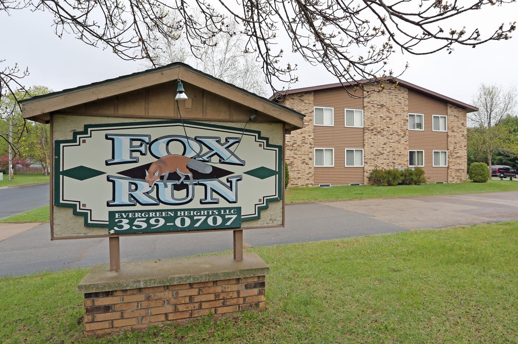 Fox Run Apartments in Schofield, WI