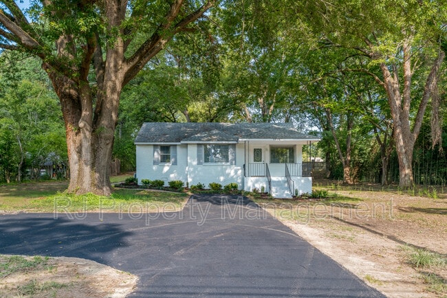 5998 Polk St in Arlington, TN - Building Photo - Building Photo