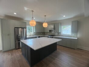 1250 S Madison Ave in Monroe, GA - Building Photo - Building Photo