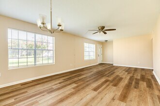 1920 Back Bay Dr in Galveston, TX - Building Photo - Building Photo