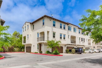 597 Mustang St in Camarillo, CA - Building Photo - Building Photo